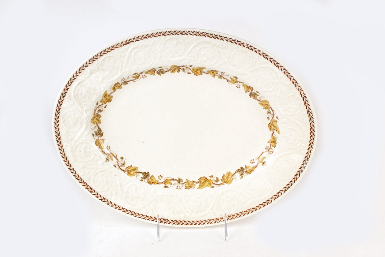 Wedgwood Patrician "Golden Ivy" Dinner Service Set