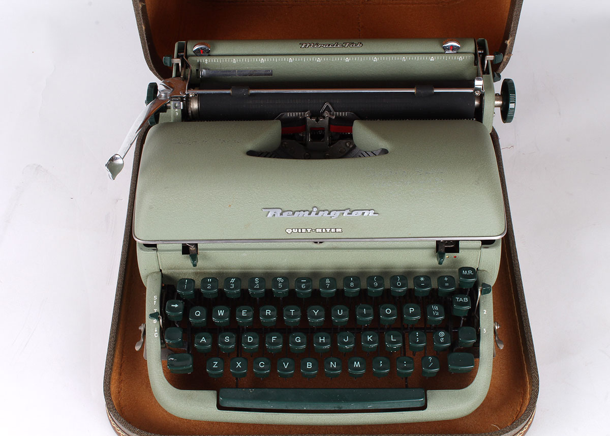 Vintage Remington "Quiet-Riter" Typewriter