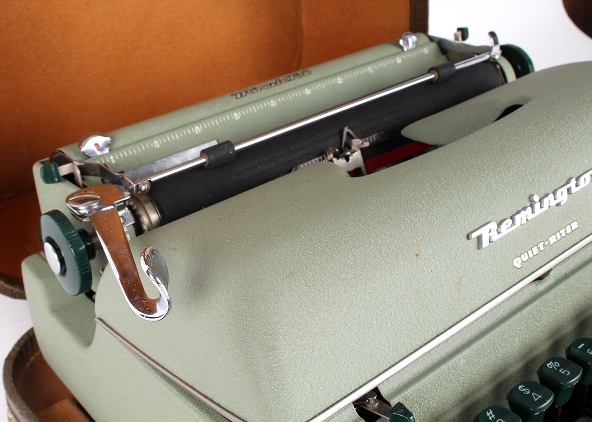 Vintage Remington "Quiet-Riter" Typewriter