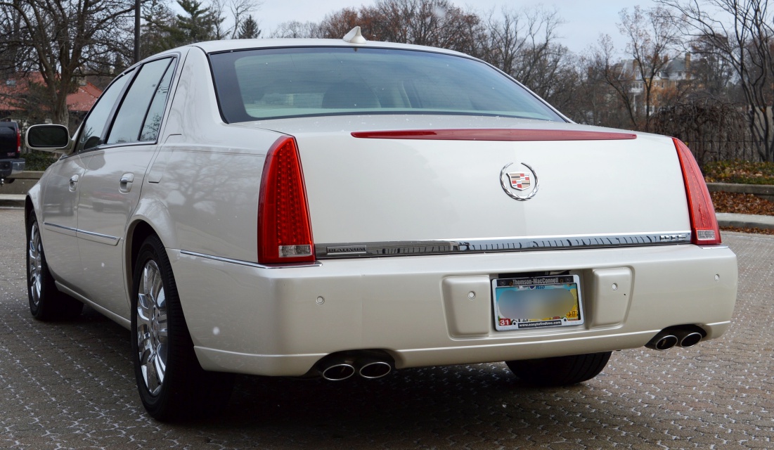 2011 Cadillac DTS Platinum With Low Miles