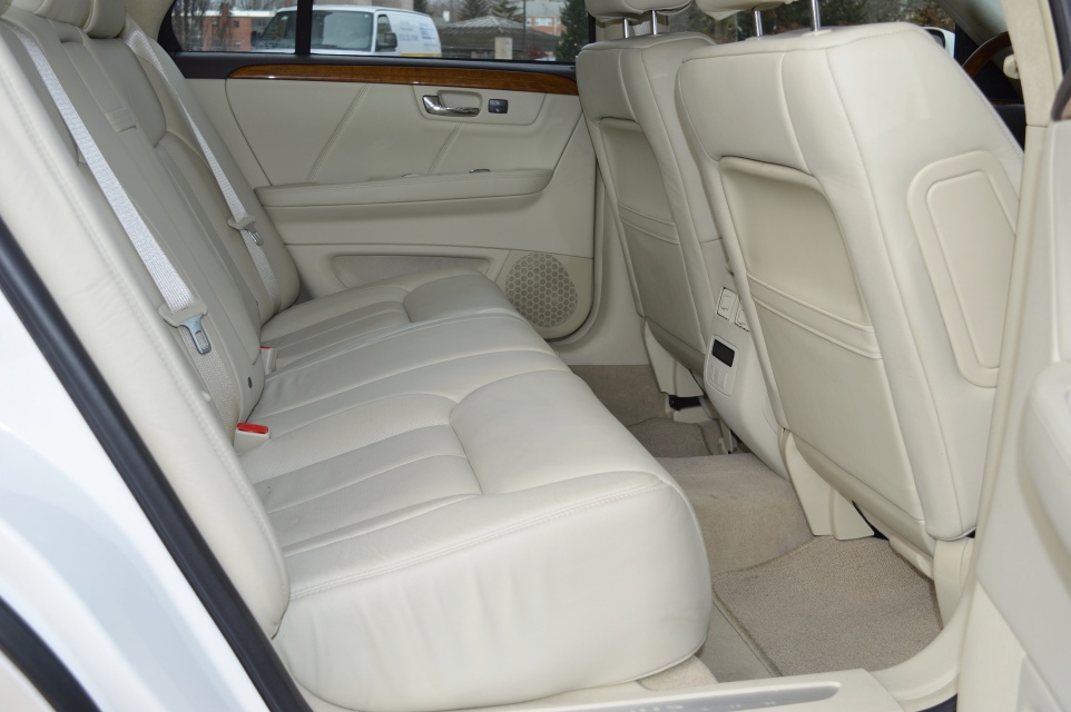 2011 Cadillac DTS Platinum With Low Miles