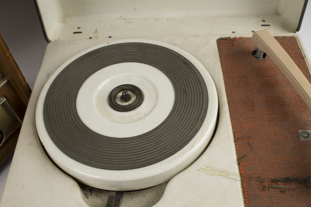 Vintage Zenith AM/FM Radio and GE Transistor Record Player