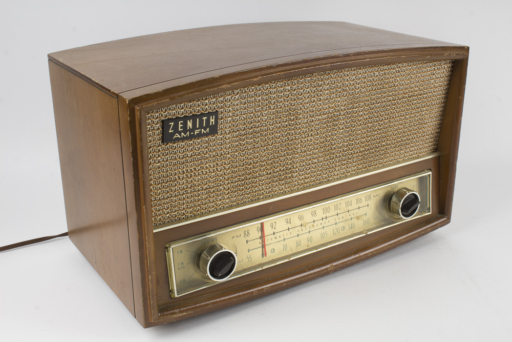 Vintage Zenith AM/FM Radio and GE Transistor Record Player