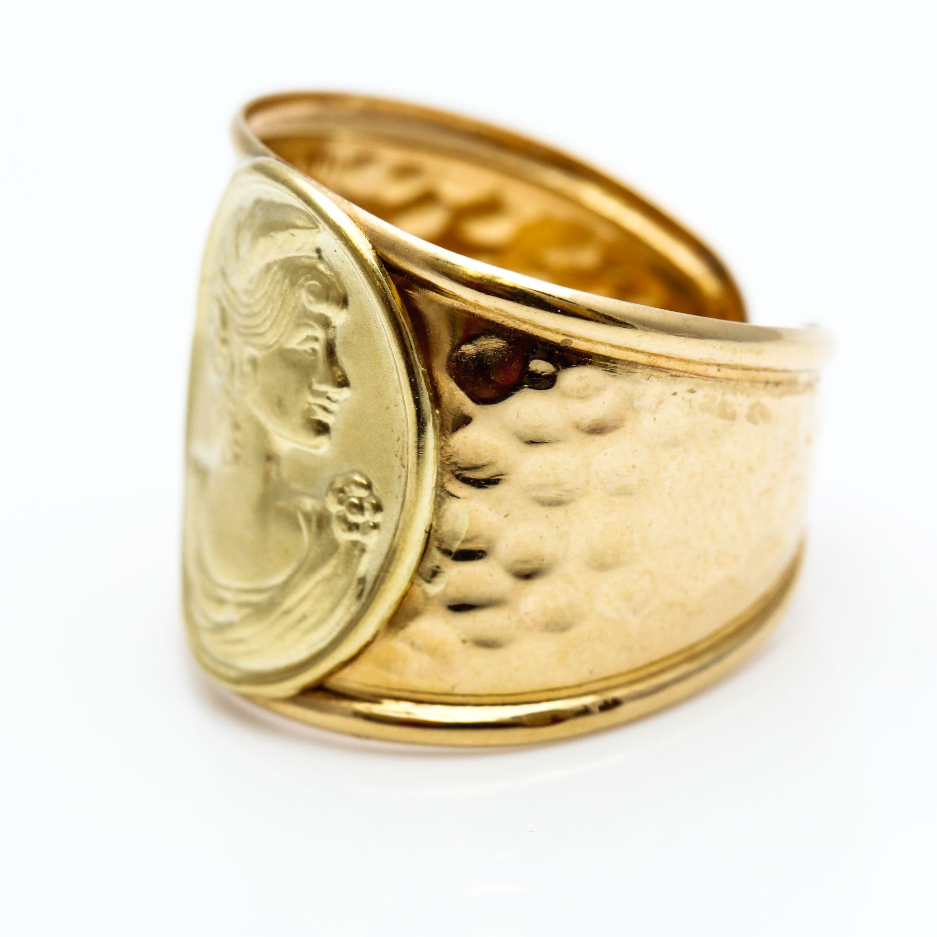 18K Italian Yellow Gold Cameo Cigar Band Ring