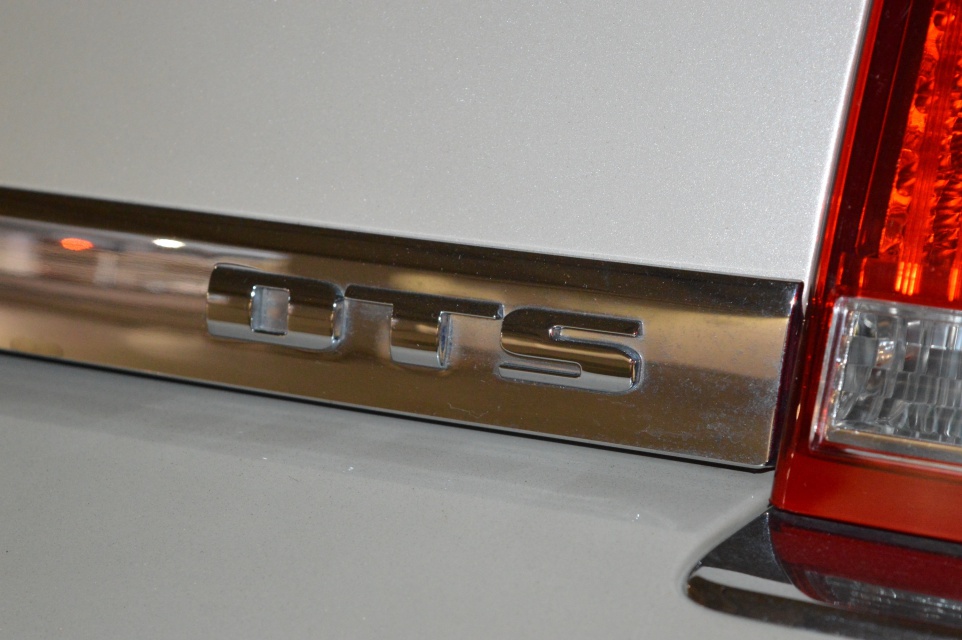 2011 Cadillac DTS Platinum With Low Miles