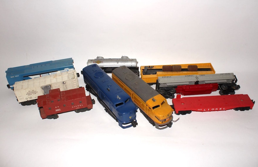 Vintage Lionel "O" Scale Train Set Collectibles