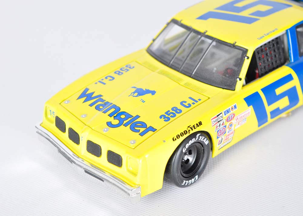 Dale Earnhardt Sr. #15 Die-Cast Wrangler Car and Stock Photo