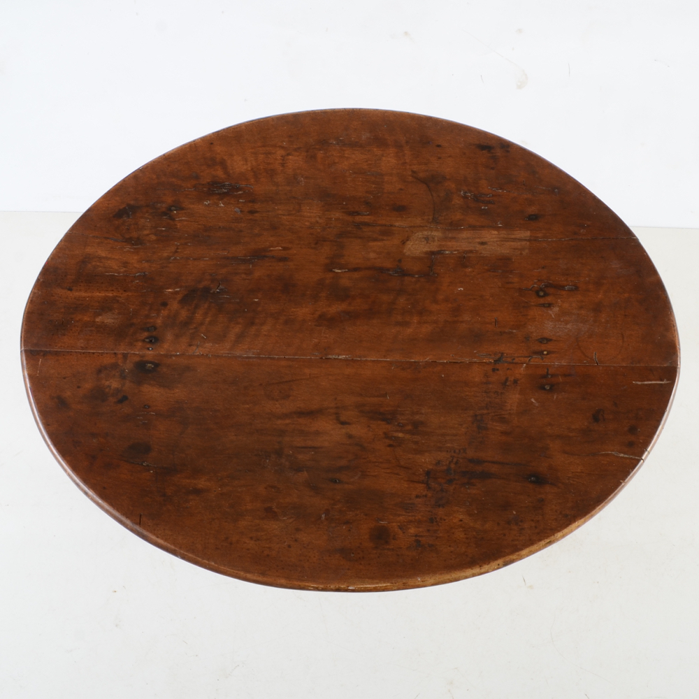 American 18th-Century Maple Queen Anne Tea Table