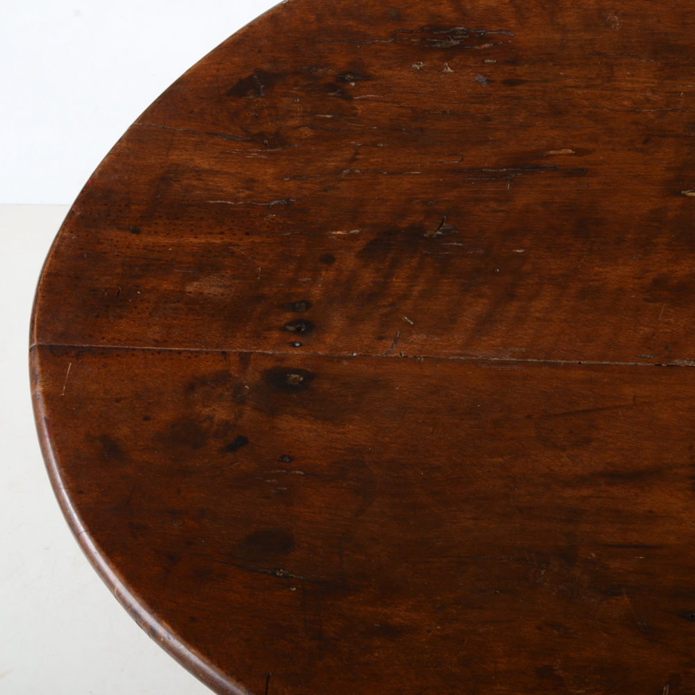 American 18th-Century Maple Queen Anne Tea Table