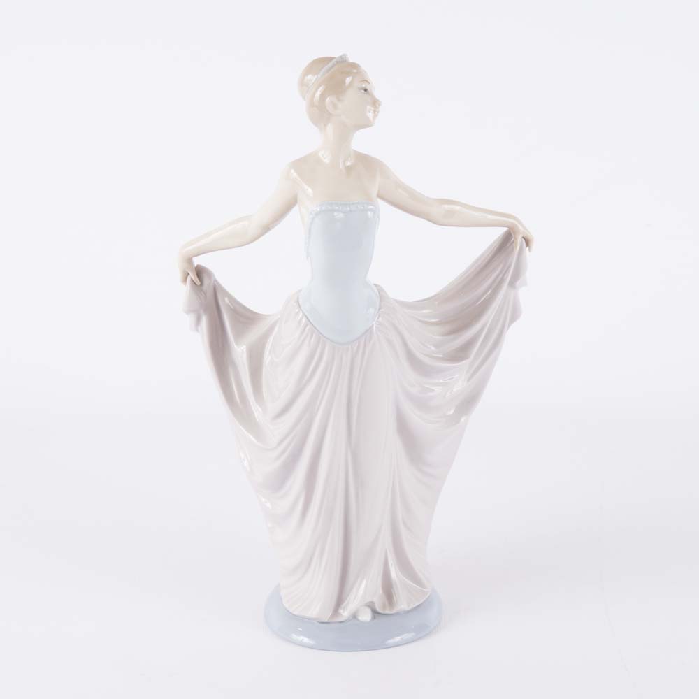 LLadro Figurine "The Dancer"