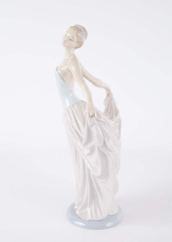 LLadro Figurine "The Dancer"
