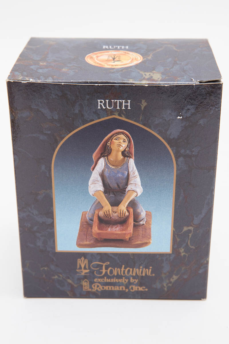 Collection of 2000-2002 Fontanini Figurines