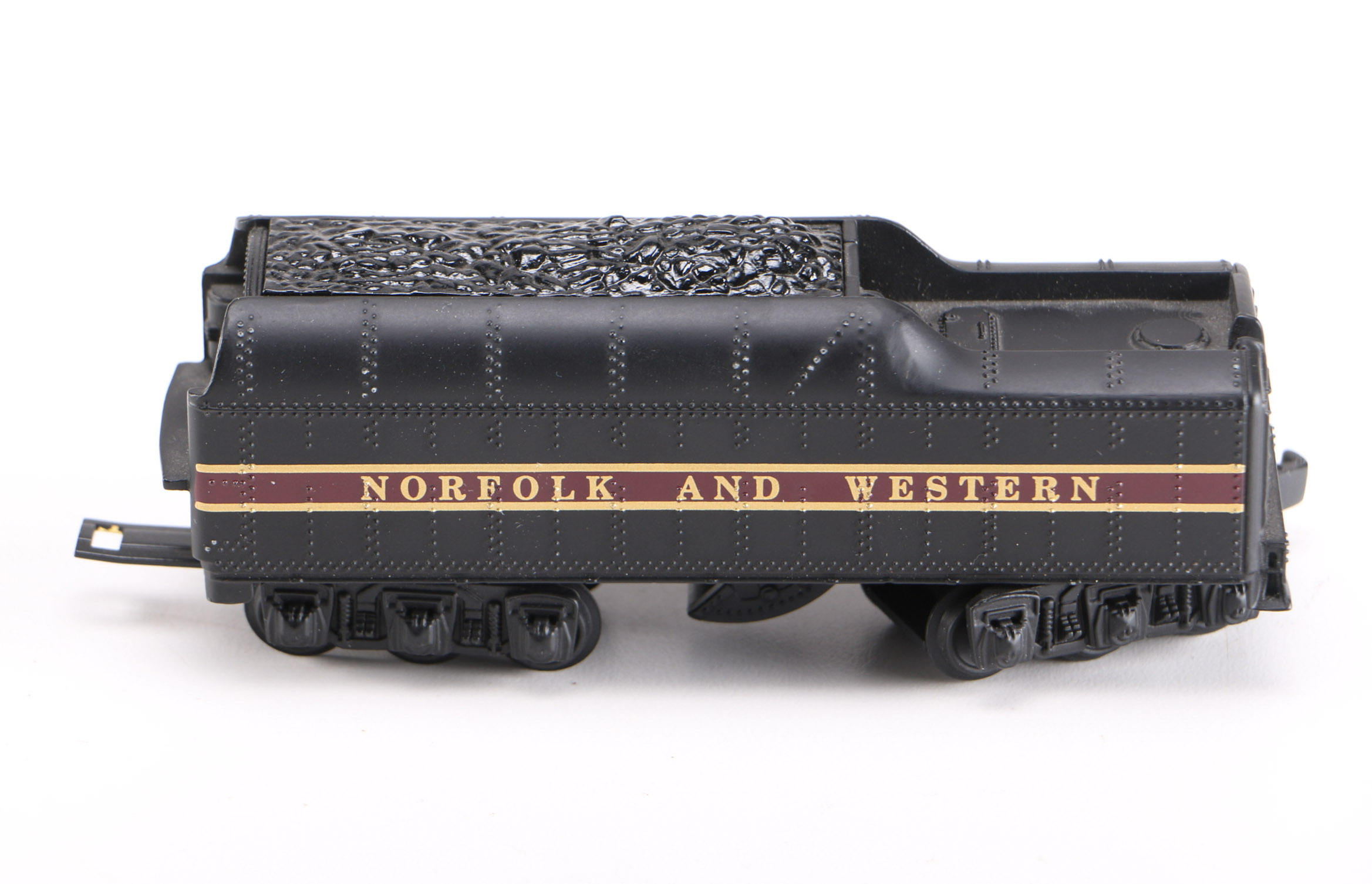 Lionel 746 "Norfolk and Western" Model Train with Box
