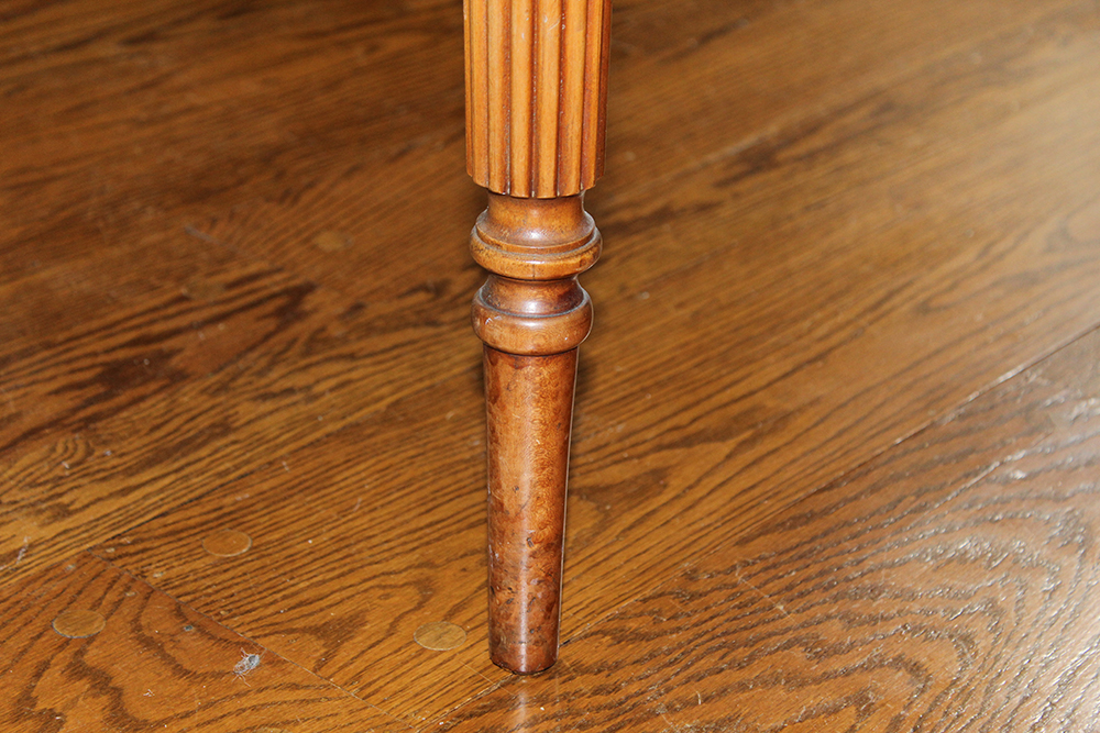 Vintage Maple Dining Room Table with Extensions