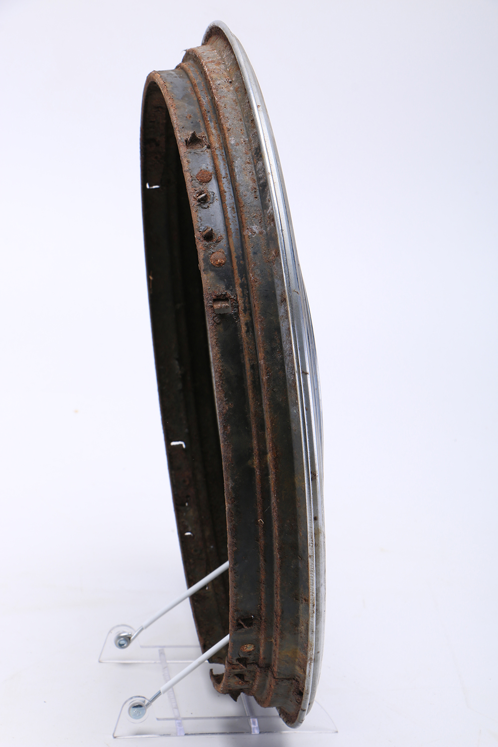 Ford Thunderbird Hubcap and Mercury Cougar Hood Ornament