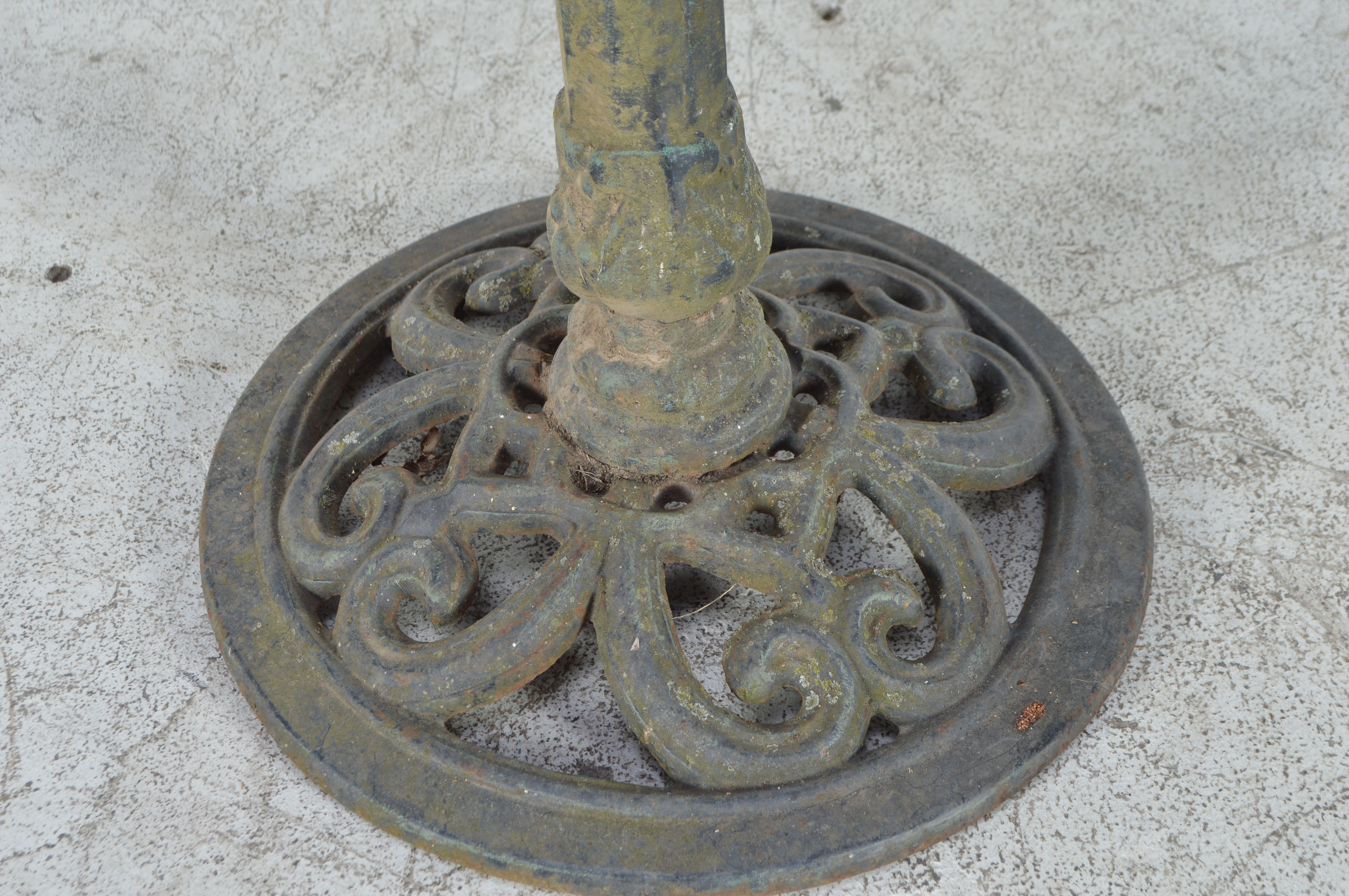 Cast Iron Bird Bath