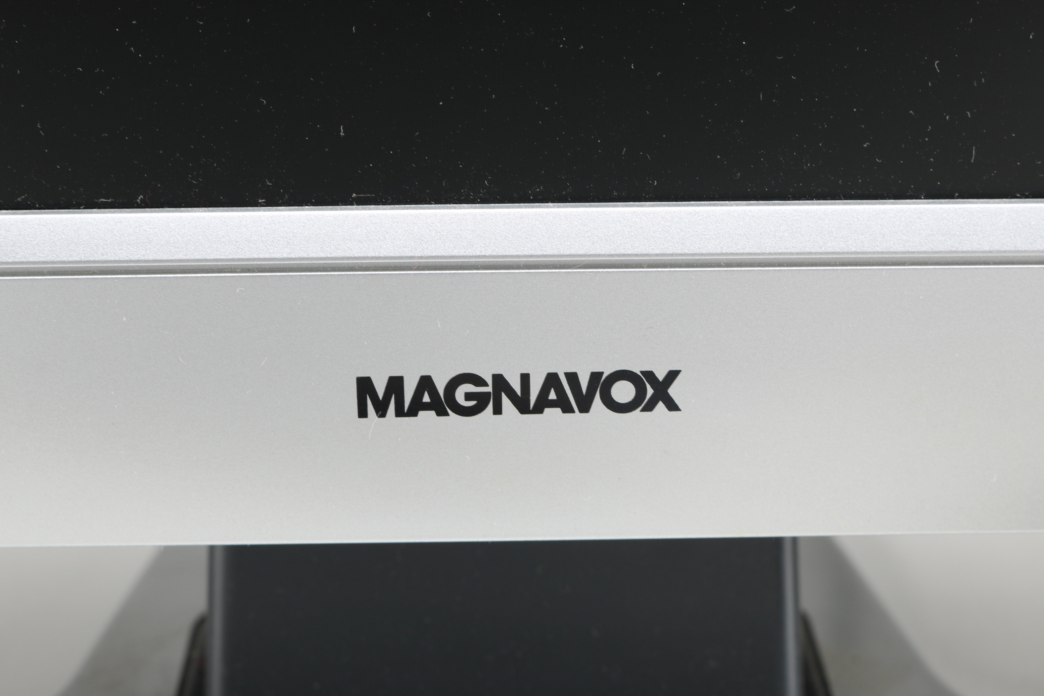 Magnavox 15" LCD HDTV Monitor with Analog Tuner