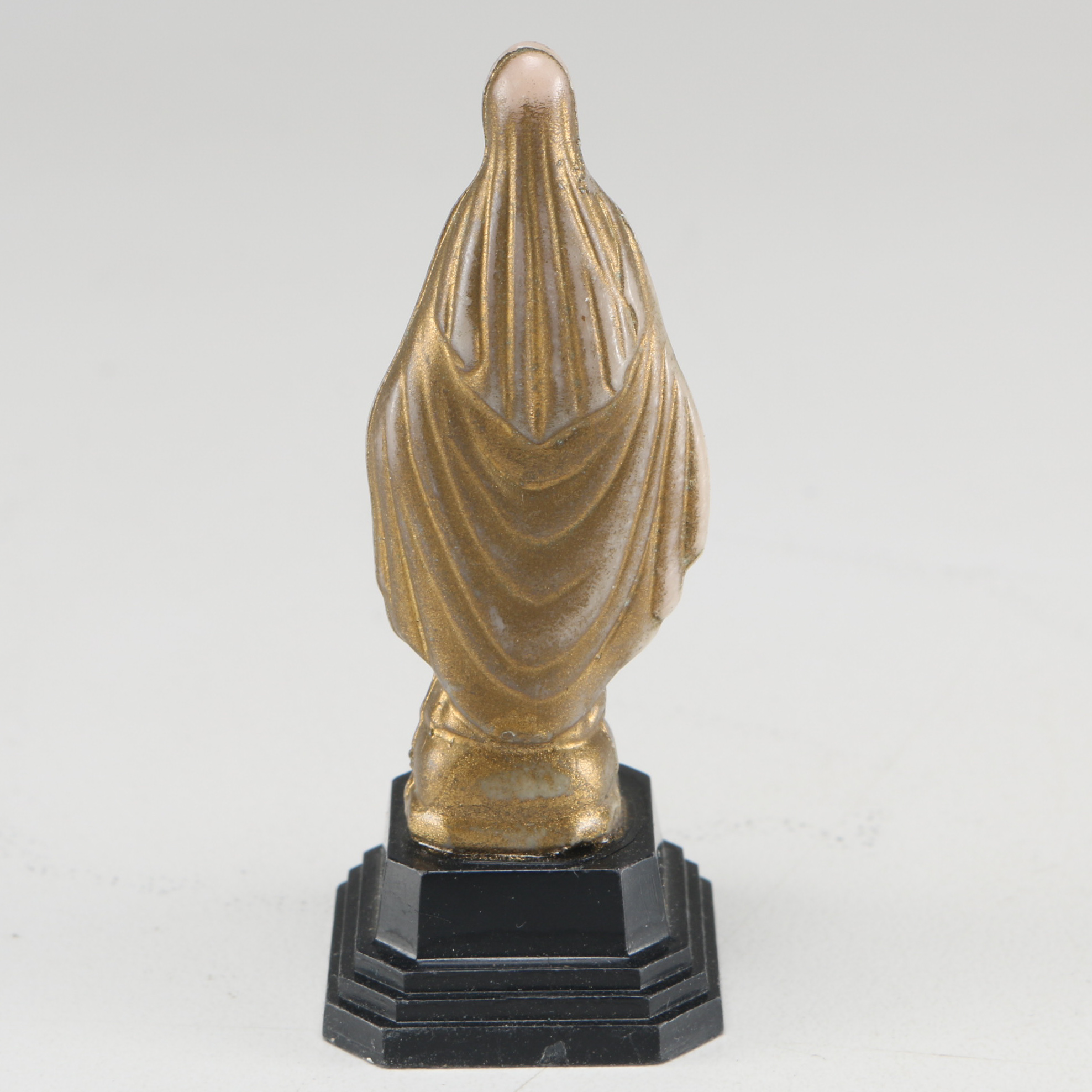 Magnavox 15" LCD HDTV Monitor with Analog Tuner