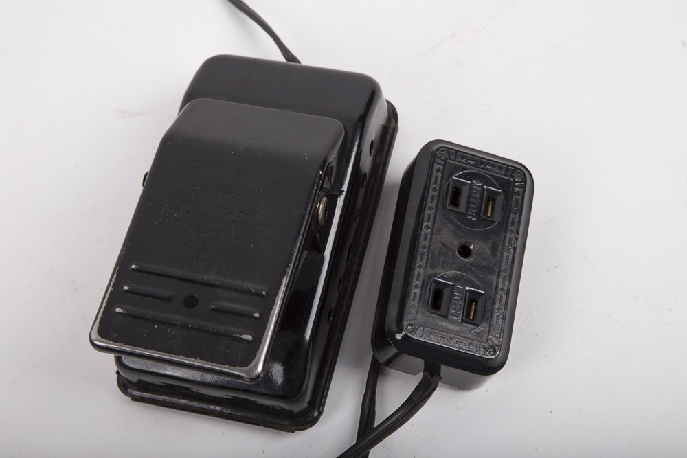 Vintage Singer Sewing Machine