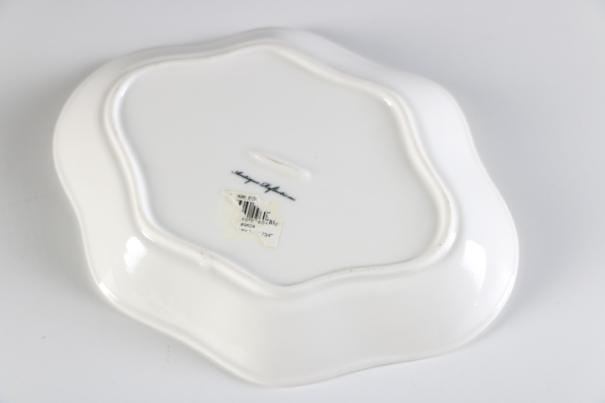 Assortment of Home Decor