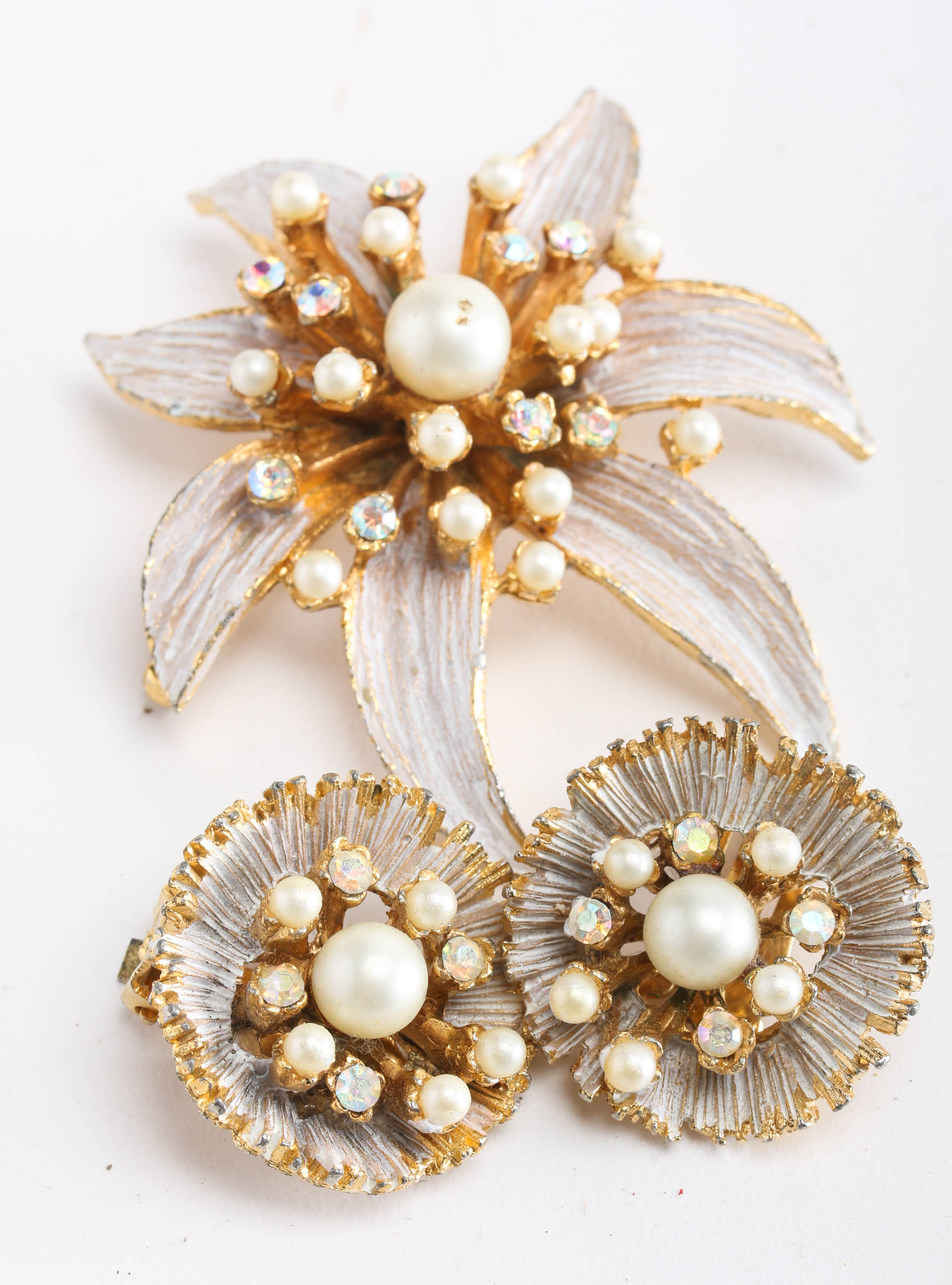 Costume Jewelry Parures