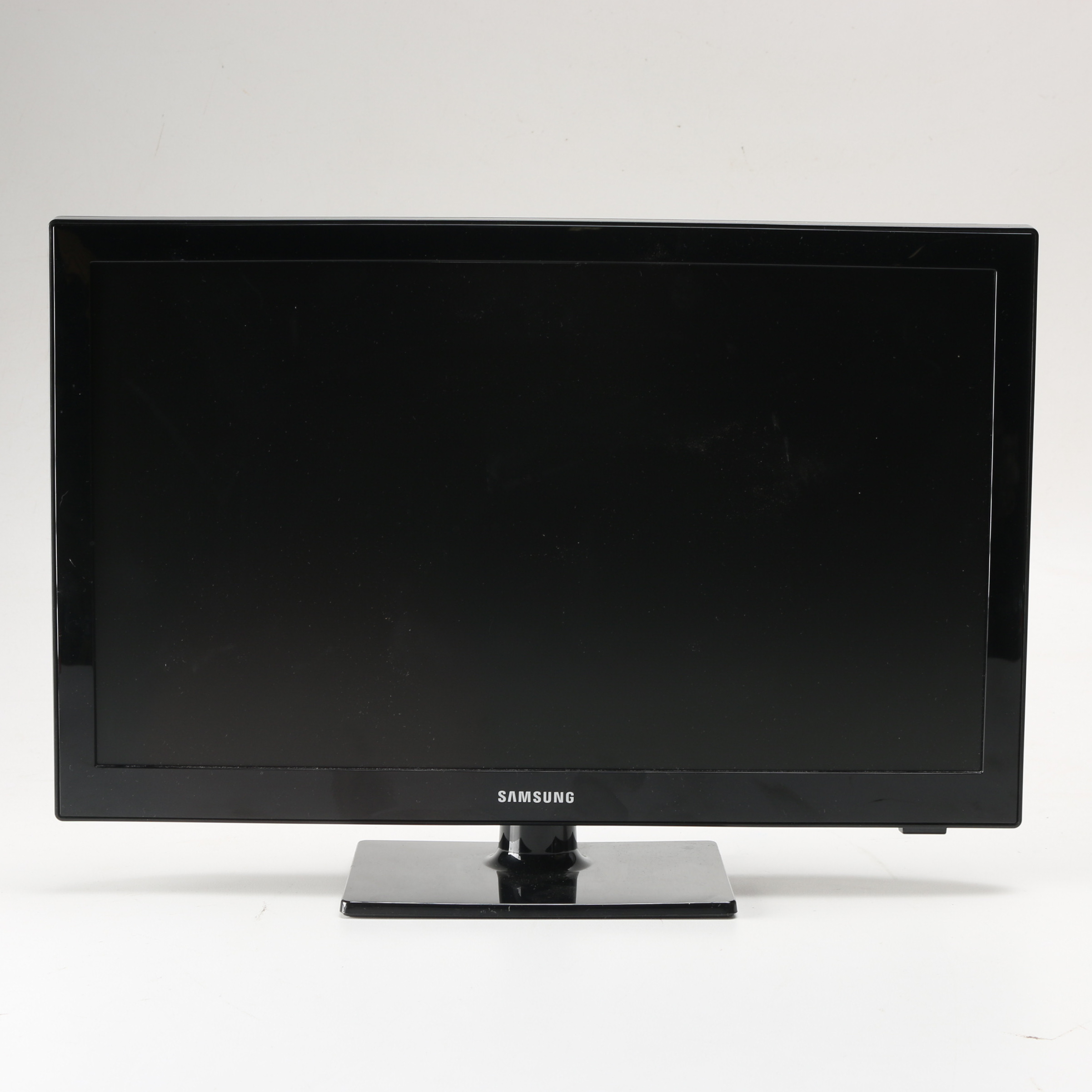 Samsung TV and Thirty Something First Season DVD