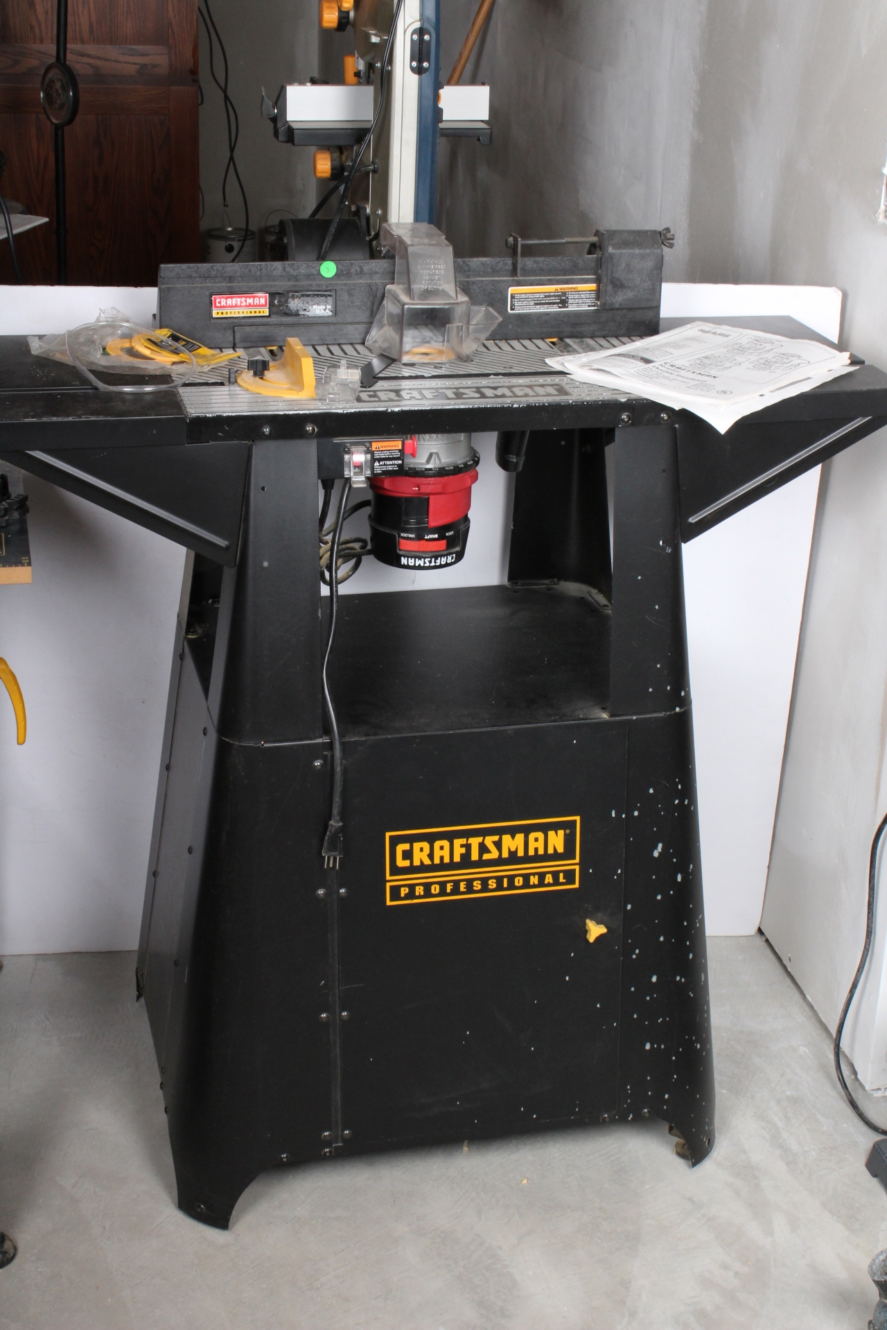 Craftsman Router and Professional Stand
