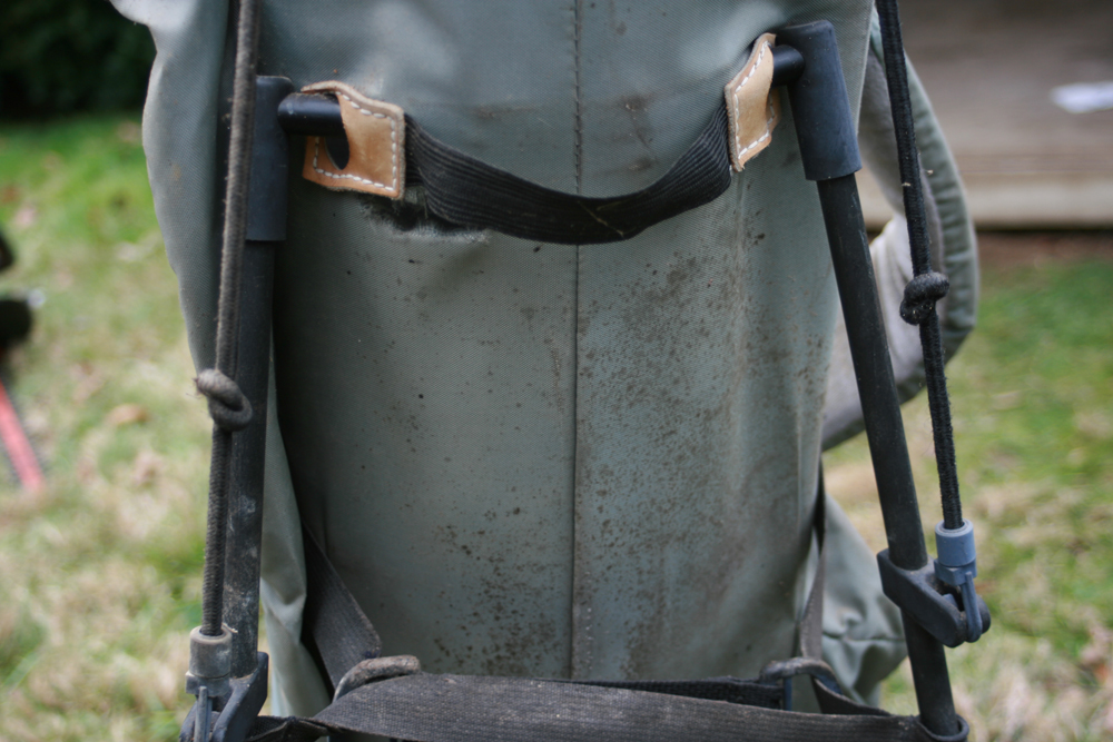 Vintage Golf Clubs with Bag and Caddy