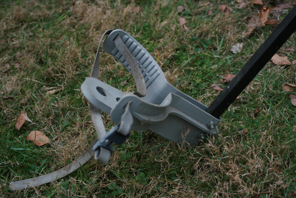 Vintage Golf Clubs with Bag and Caddy
