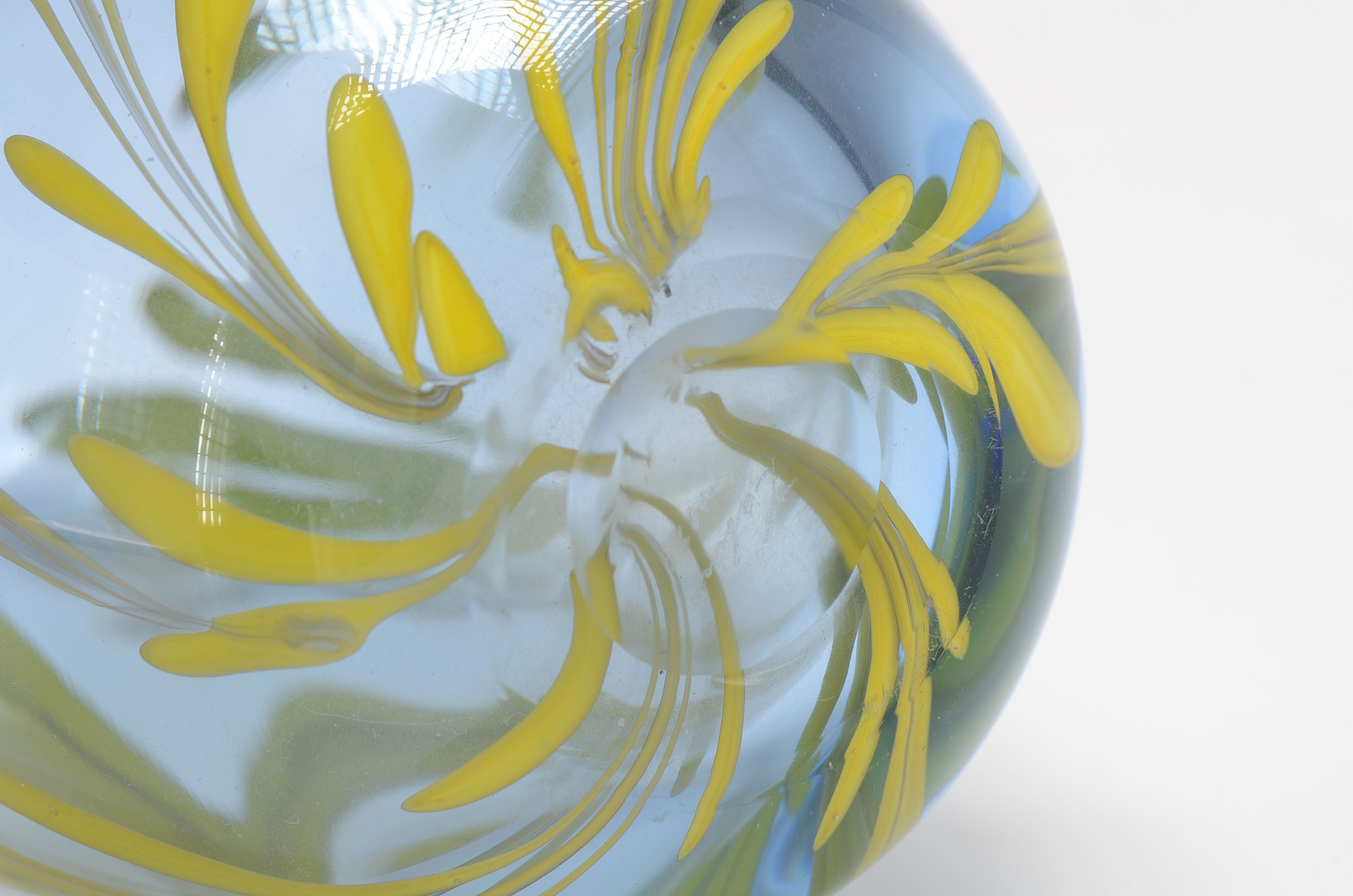 Dominick Labino Art Glass Vase