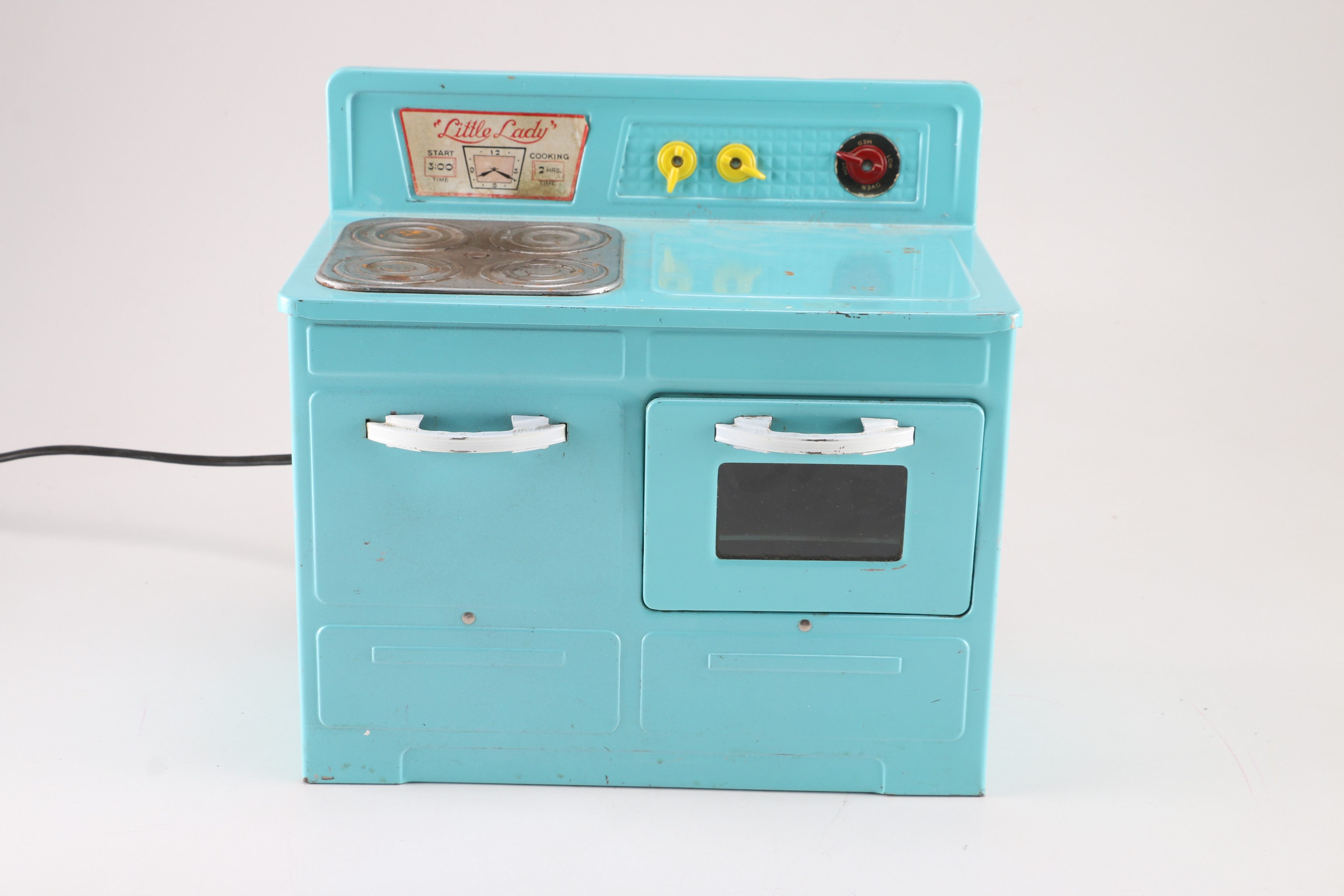 Vintage Empire Little Lady Oven