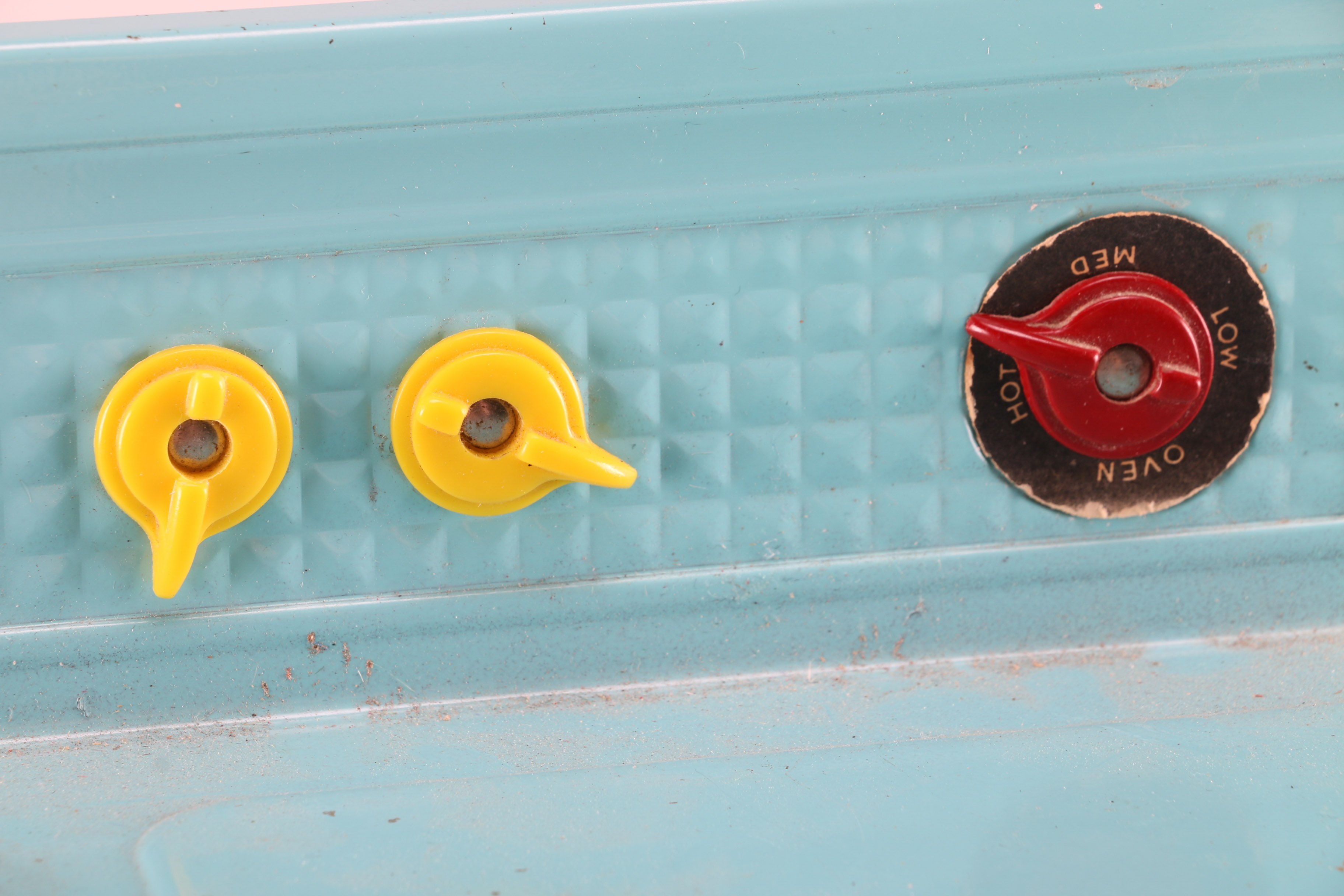 Vintage Empire Little Lady Oven