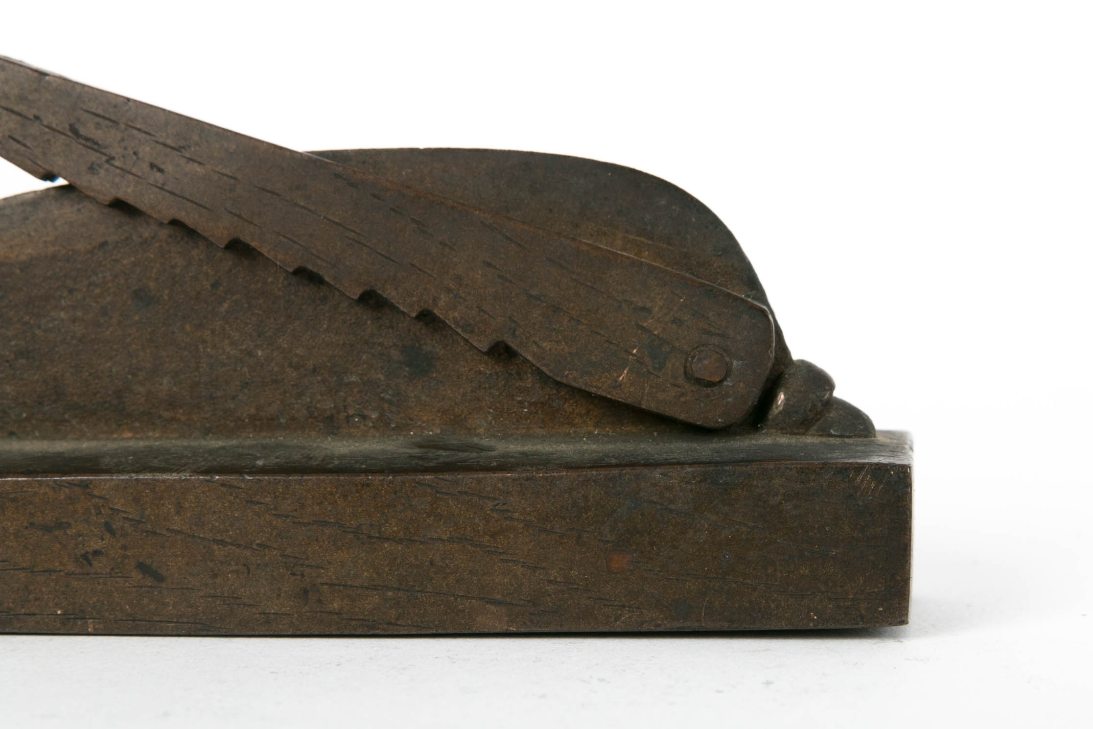 Vintage Serrated Slicer