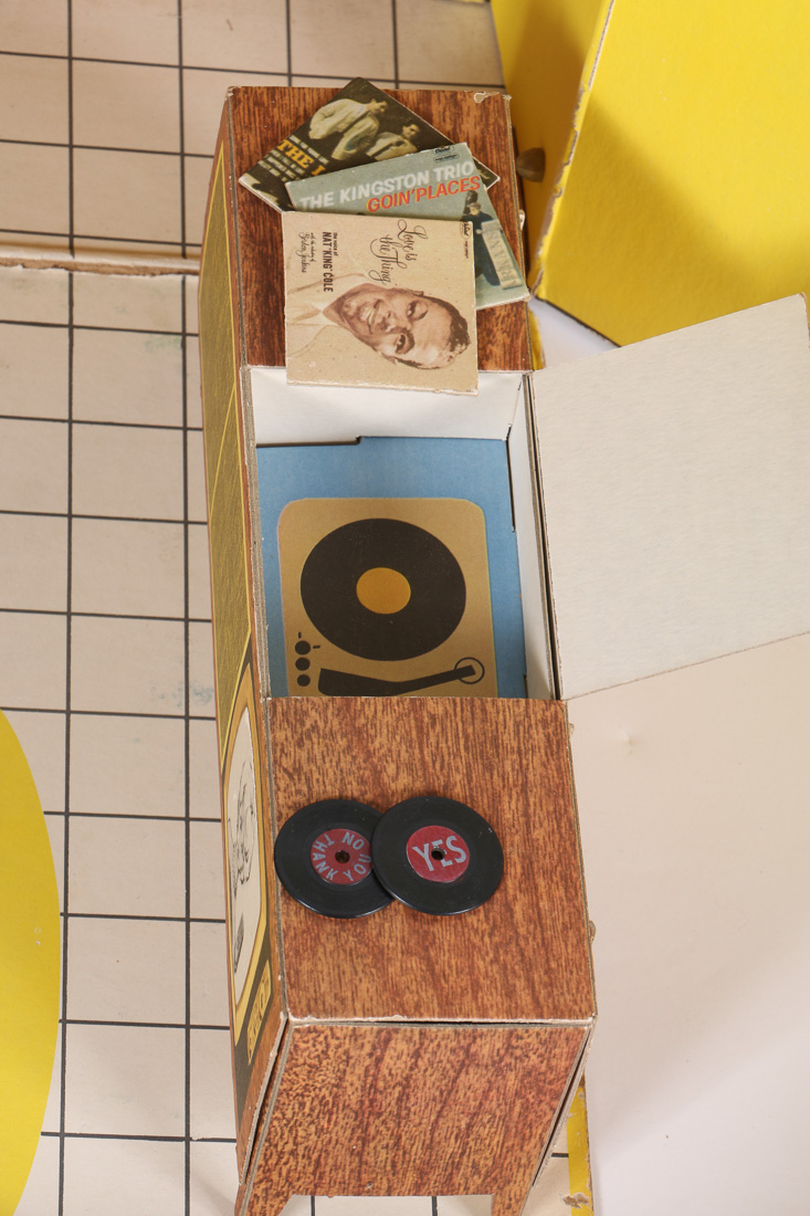 1962 Barbie's Dream House "Teenage Fashion Model"