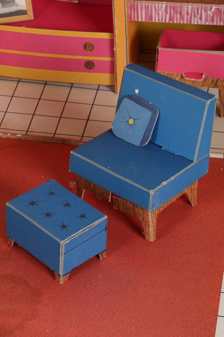 1962 Barbie's Dream House "Teenage Fashion Model"