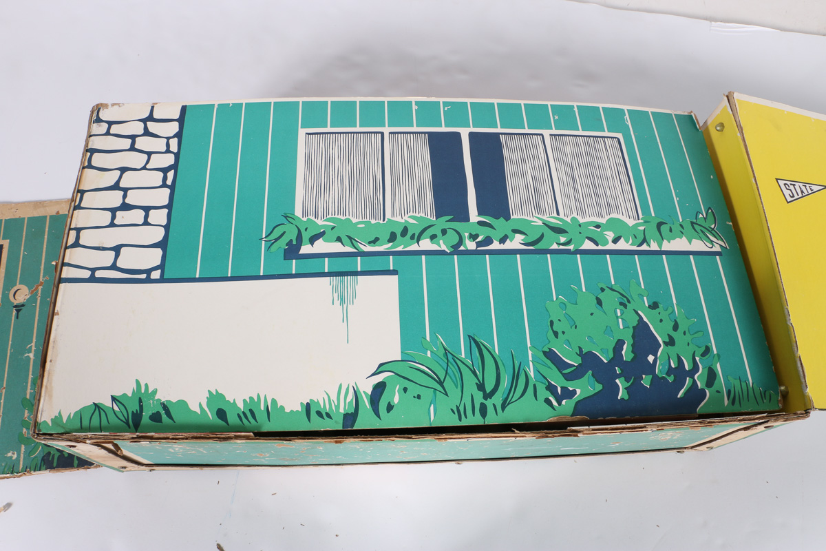 1962 Barbie's Dream House "Teenage Fashion Model"