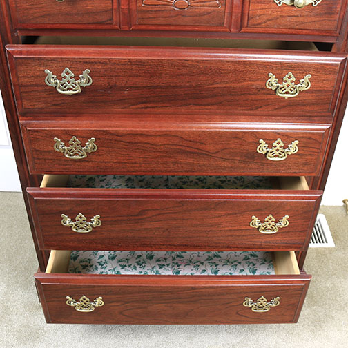 Broyhill Chest of Drawers
