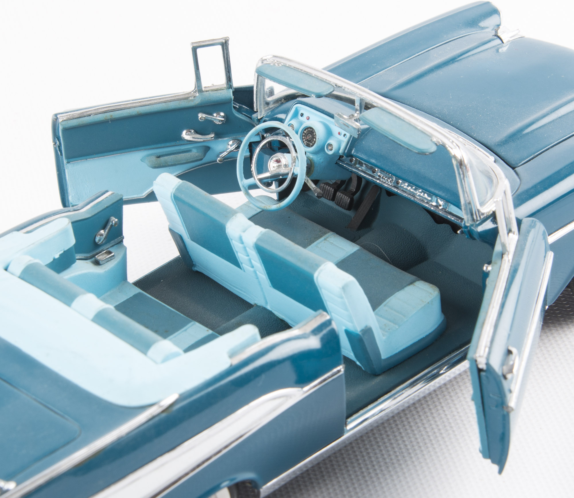 Danbury Mint 1957 Chevrolet Bel Air Die-Cast Car