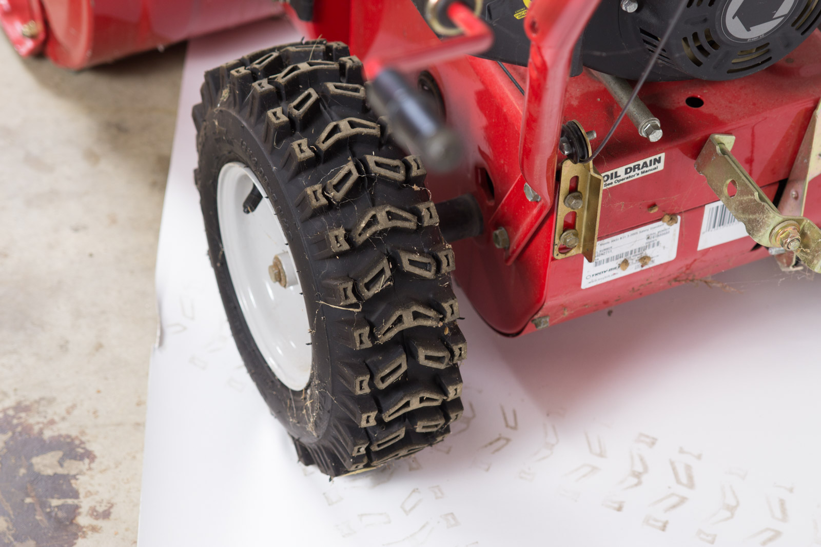 Troy-Bilt Storm 2410 Snowblower