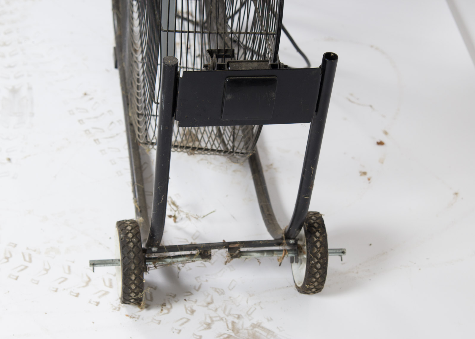 Tractor Supply Co. County Line Floor Fan on Wheels