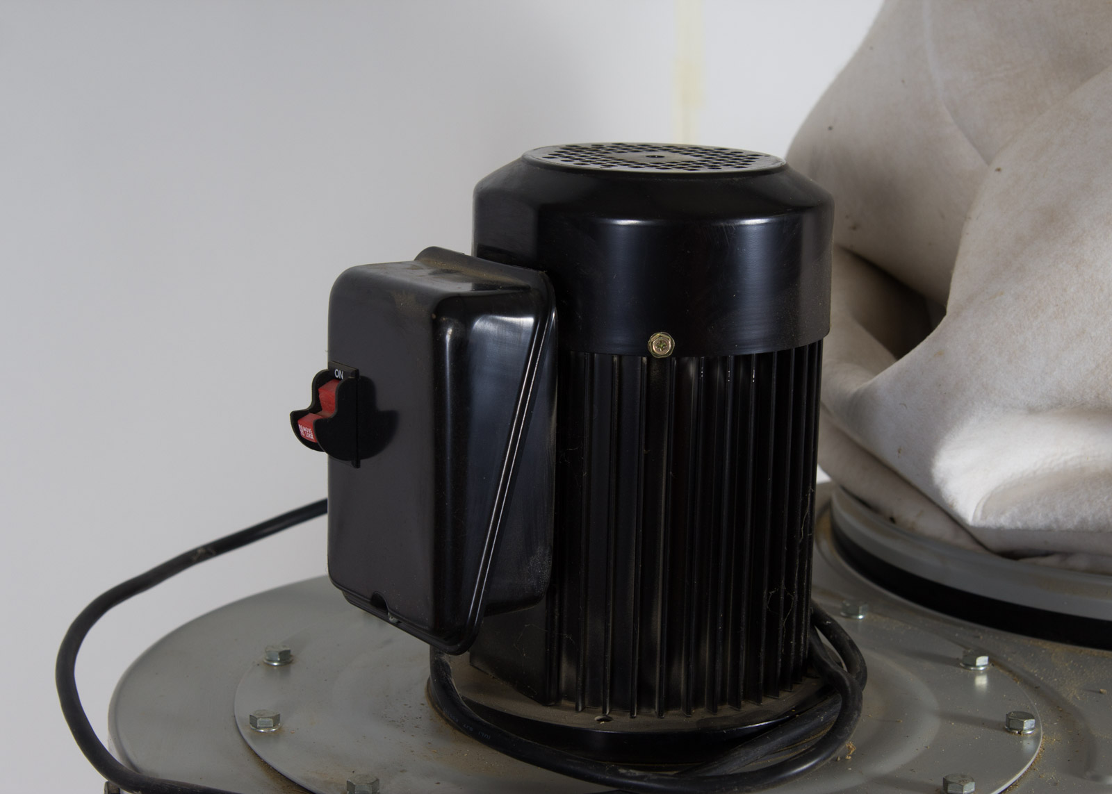 Delta Model 50-760 1-1/2 HP Dust Collector on Wheels