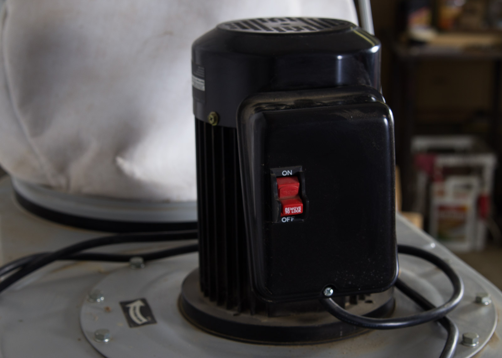 Delta Model 50-760 1-1/2 HP Dust Collector on Wheels