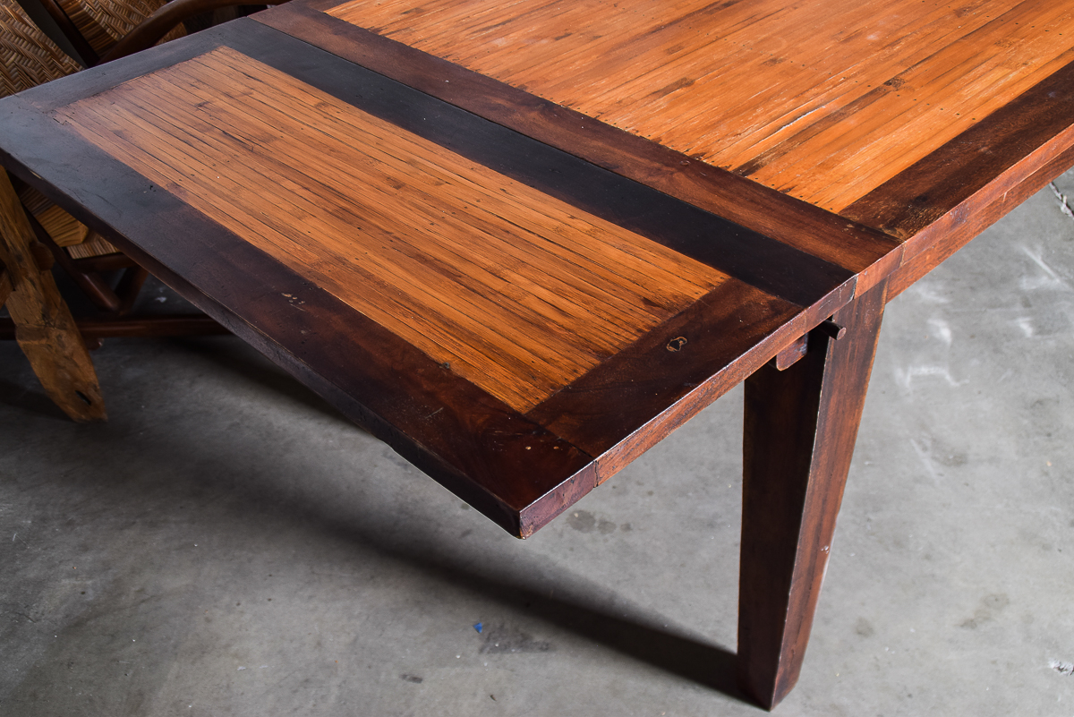 Dining Room Table with Two Extension Leaves