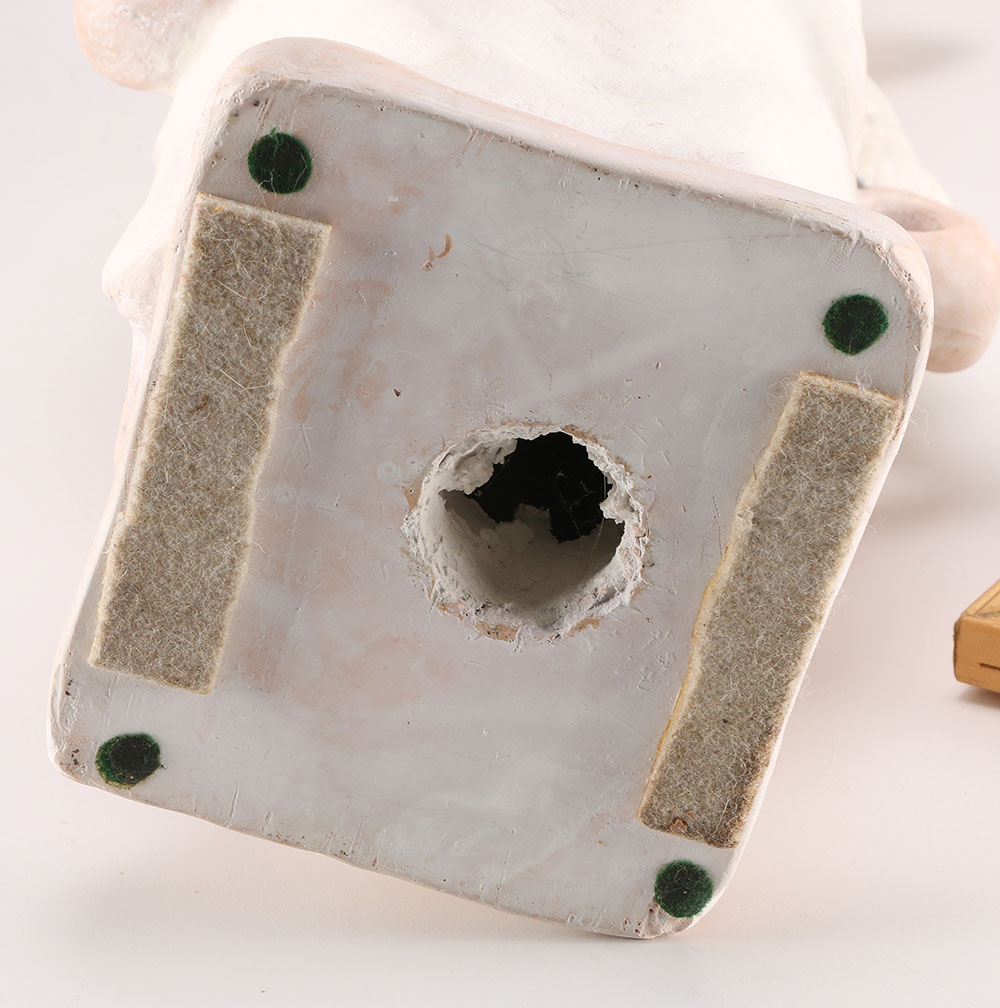 Ceramic Pig Holding Chalkboard Figurine