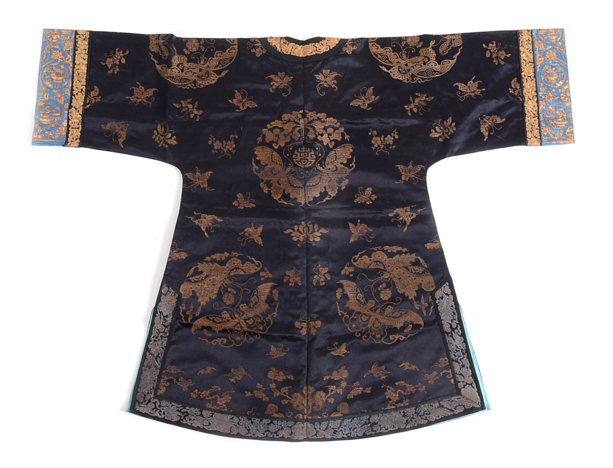 Women's 19th Century Chinese Qing Dynasty Hand Embroidered Silk Robe