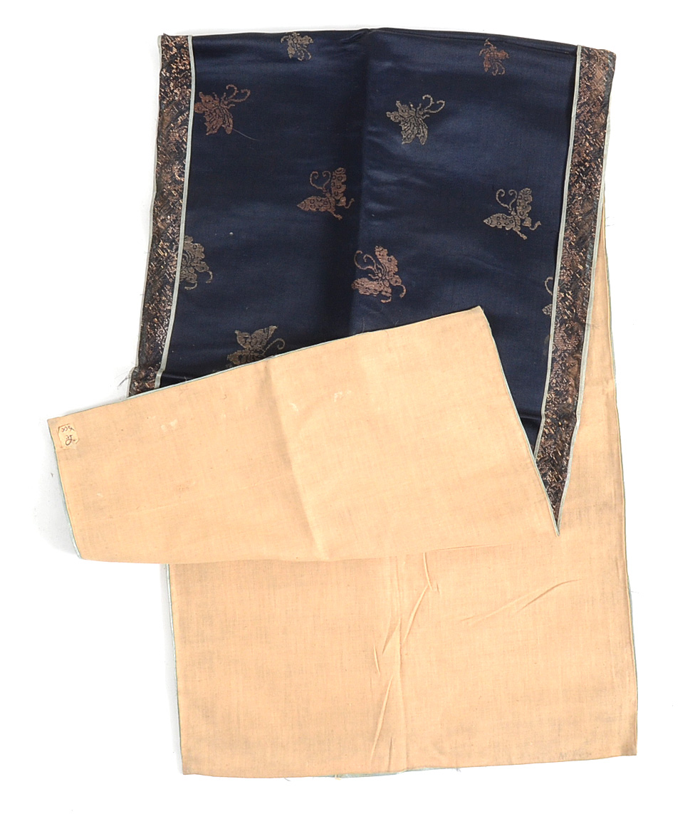 Women's 19th Century Chinese Qing Dynasty Hand Embroidered Silk Robe