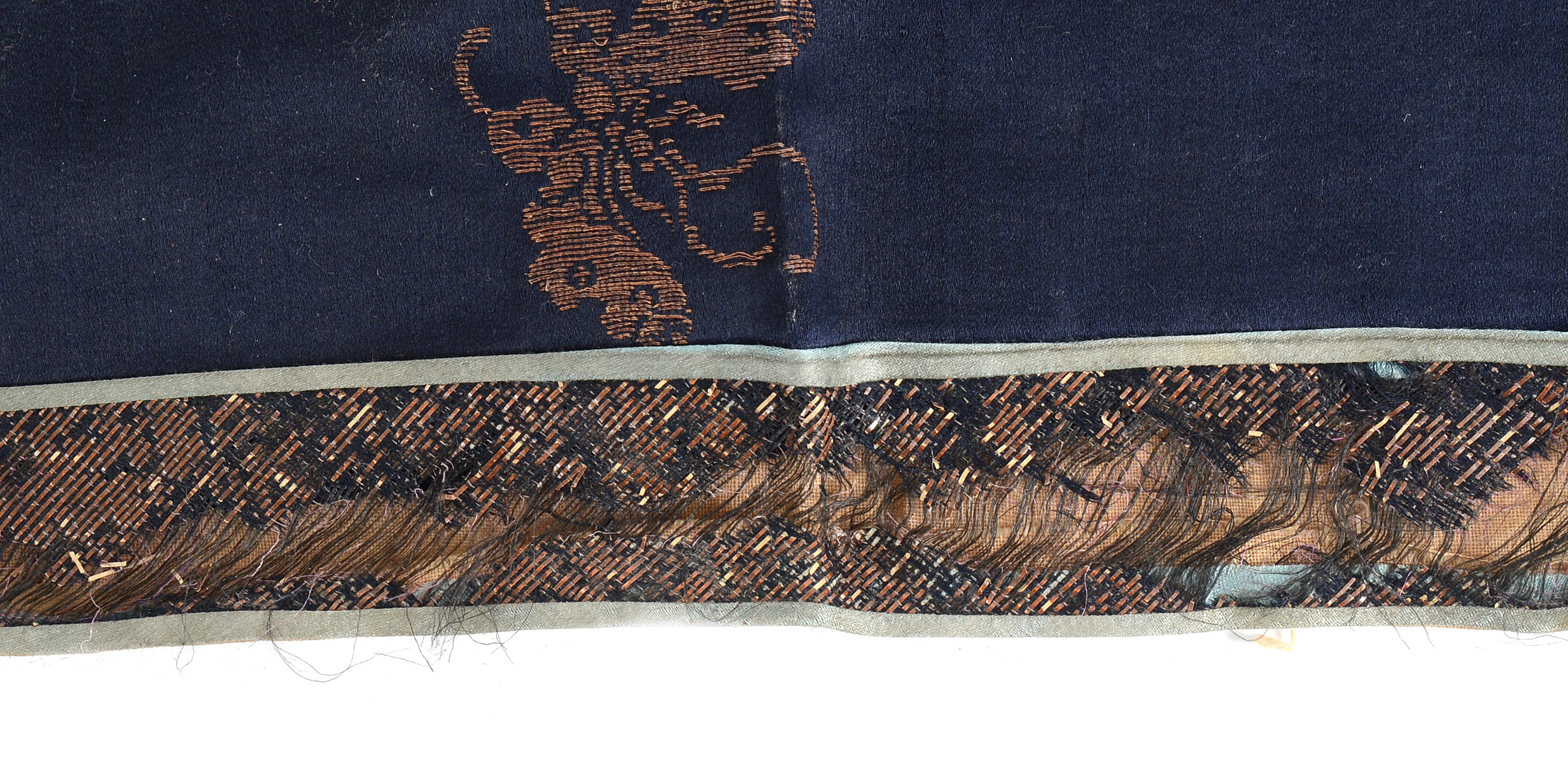 Women's 19th Century Chinese Qing Dynasty Hand Embroidered Silk Robe