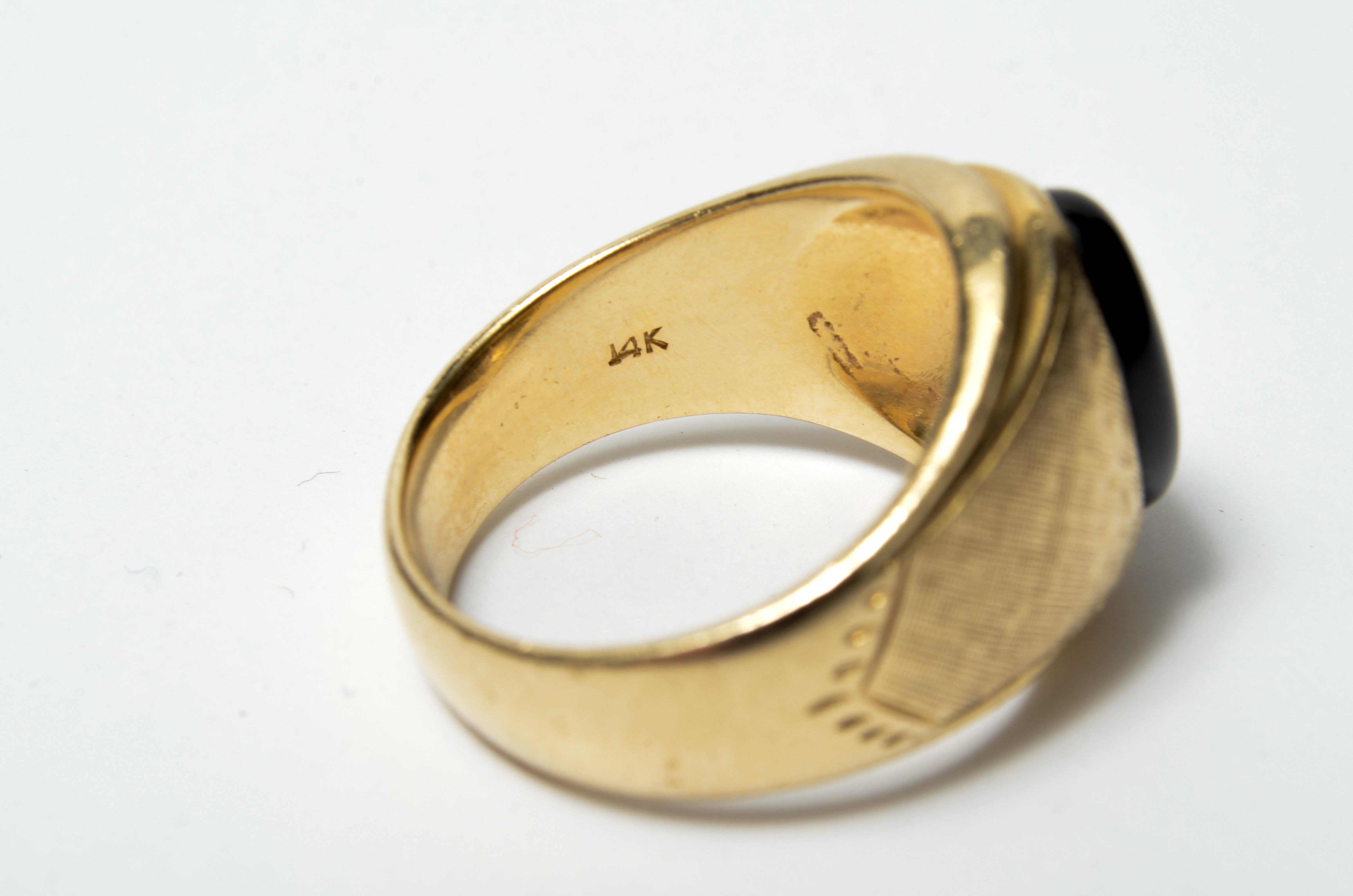 14K Gold Men's Black Star Sapphire Ring