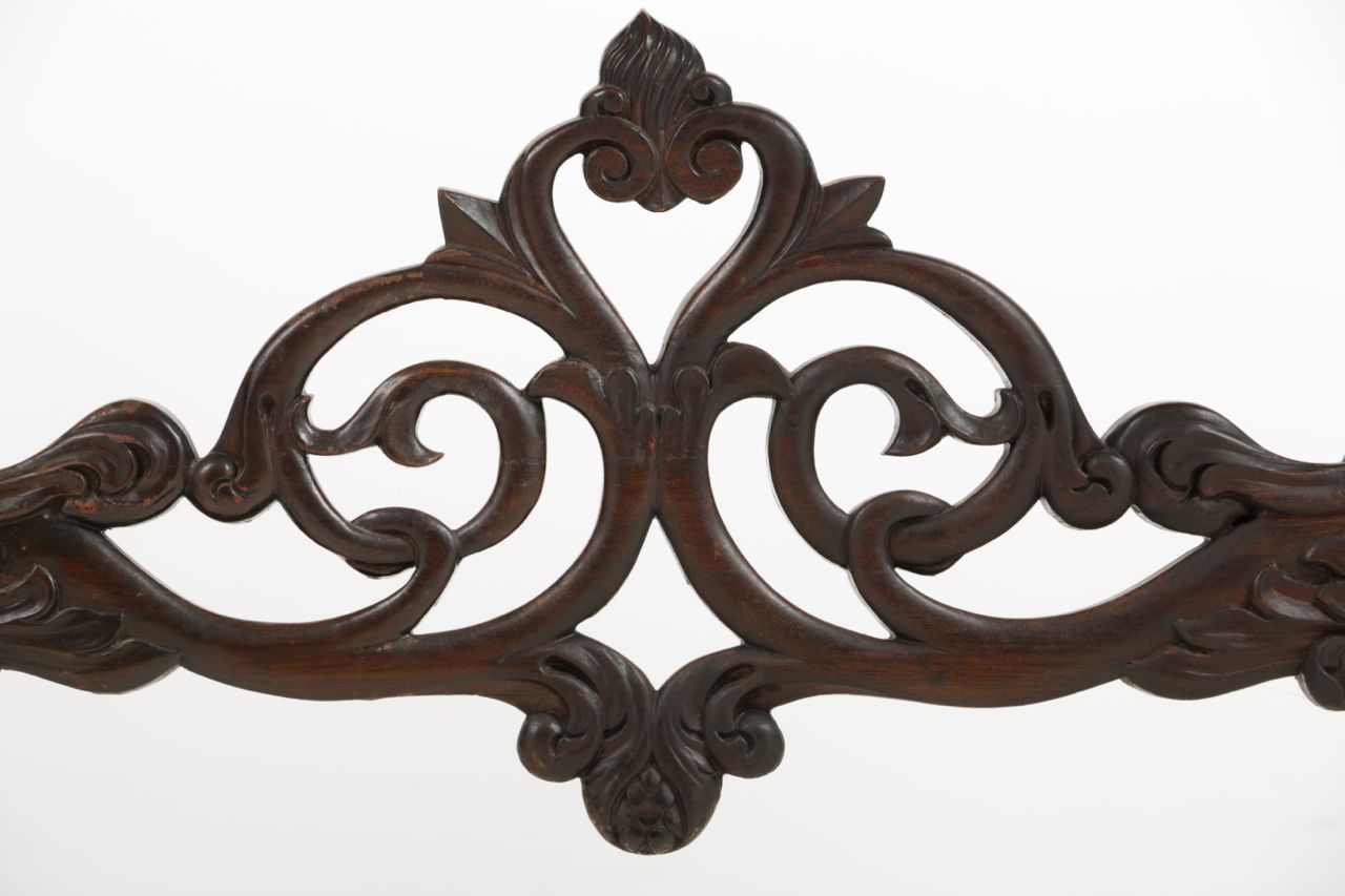 Fine American Rococo Revival Rosewood Etagère / Console Table