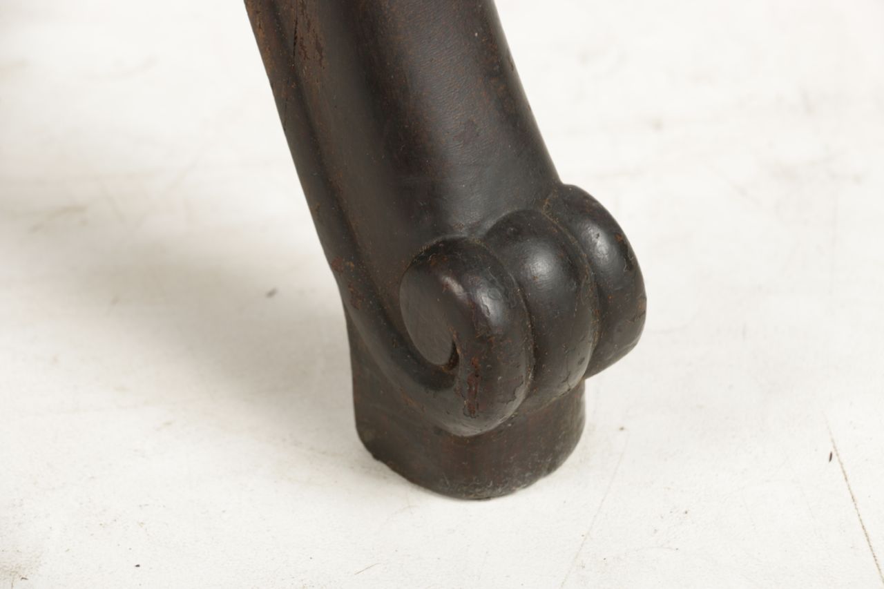 Fine American Rococo Revival Rosewood Etagère / Console Table